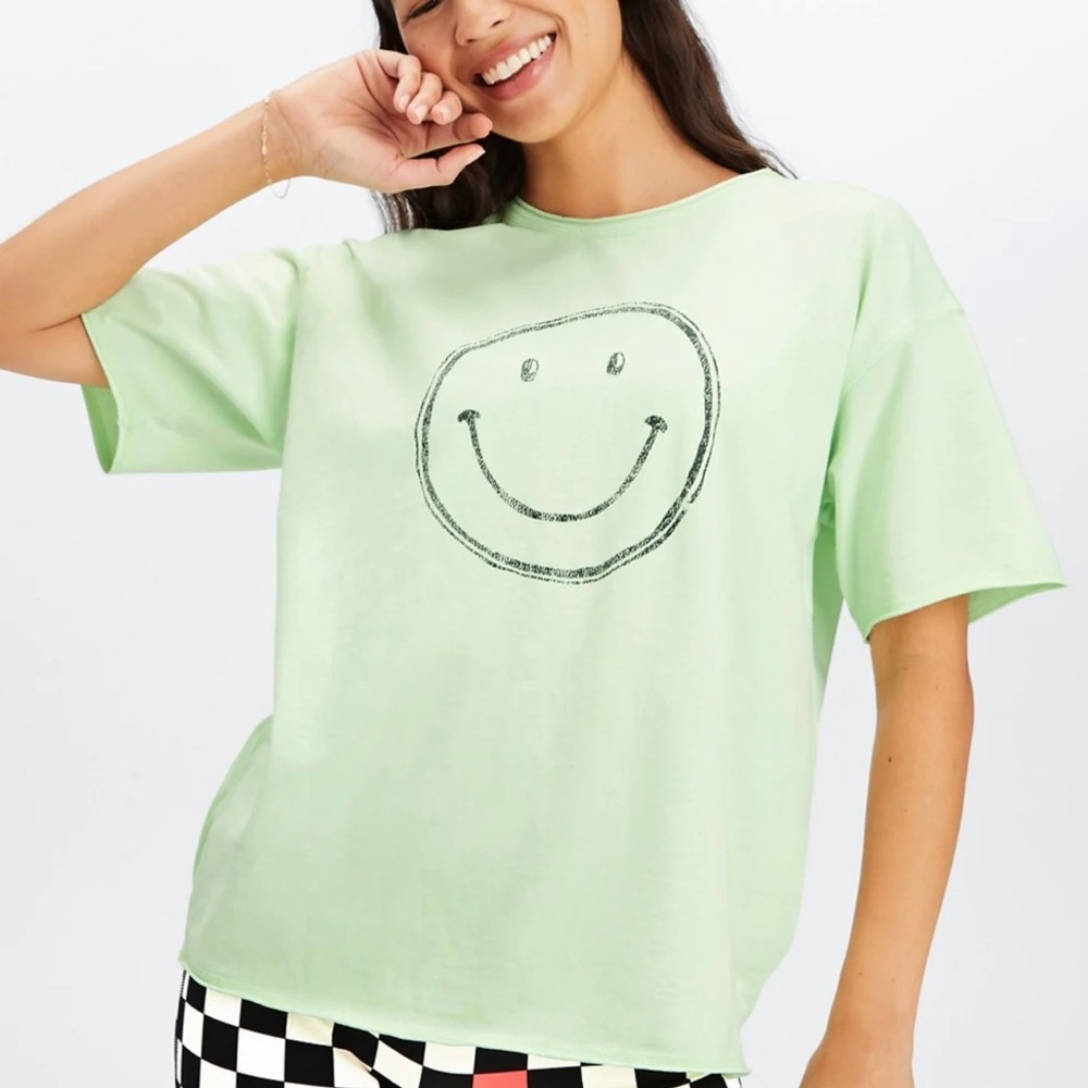 Fabletics green smiley tshirt xl